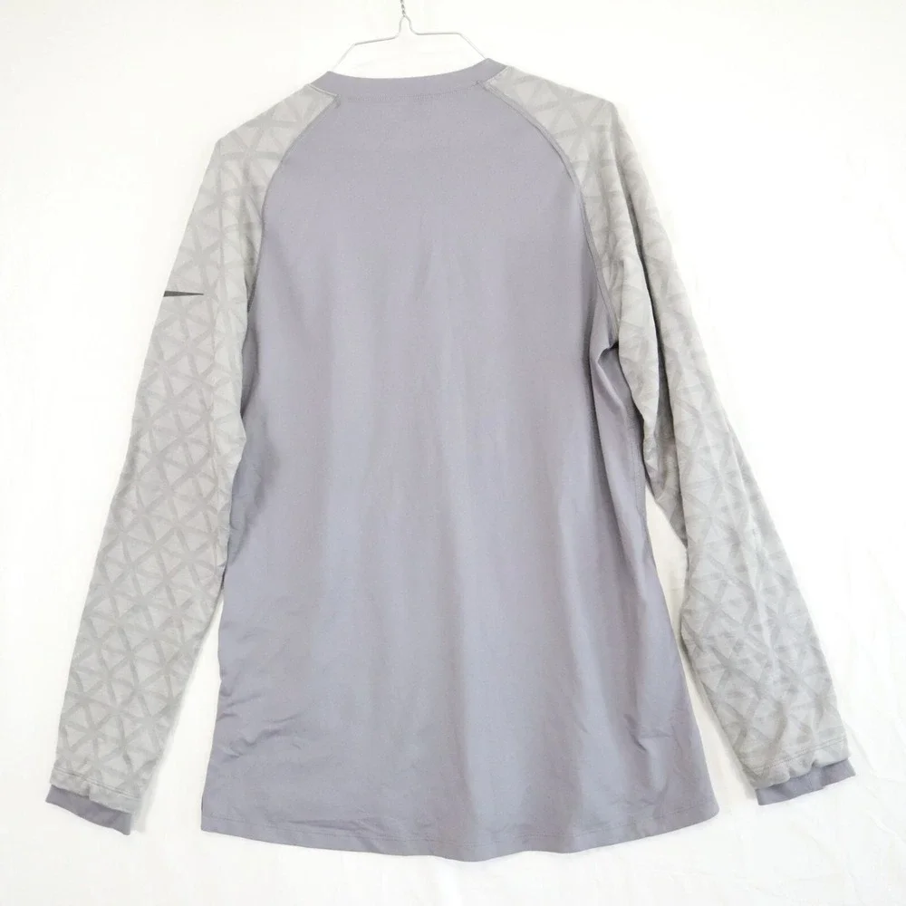 Nike pro shirt